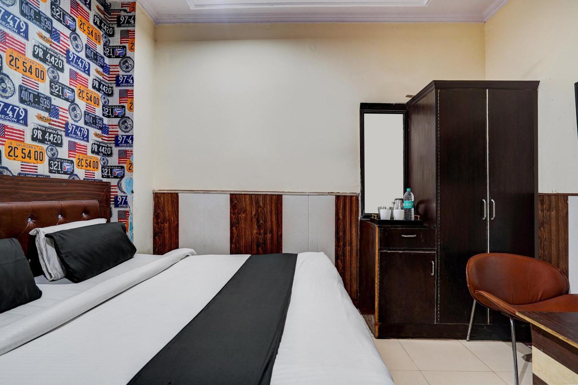 Super Hotel O Bg Hotel Faridabad Exterior photo